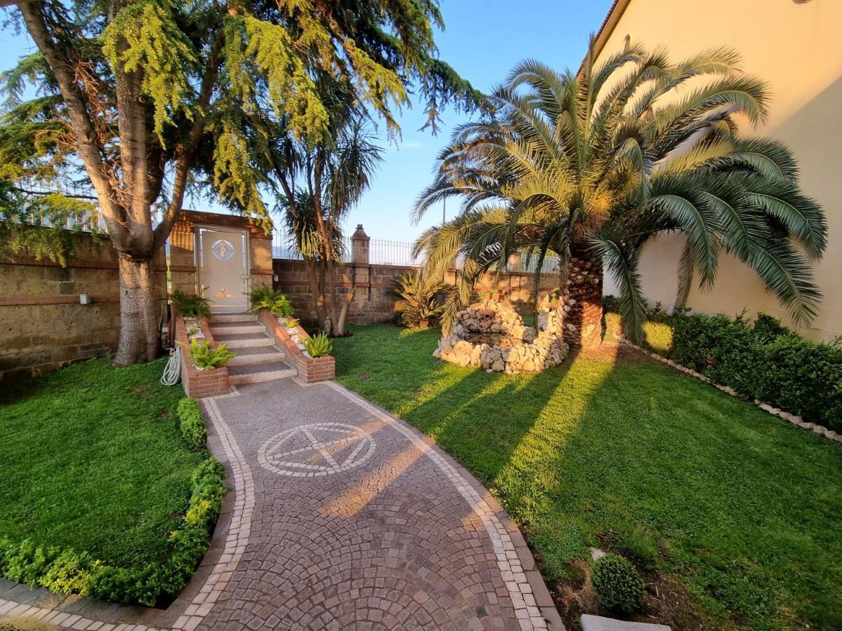 Villa Sweery Santa Maria a Vico エクステリア 写真